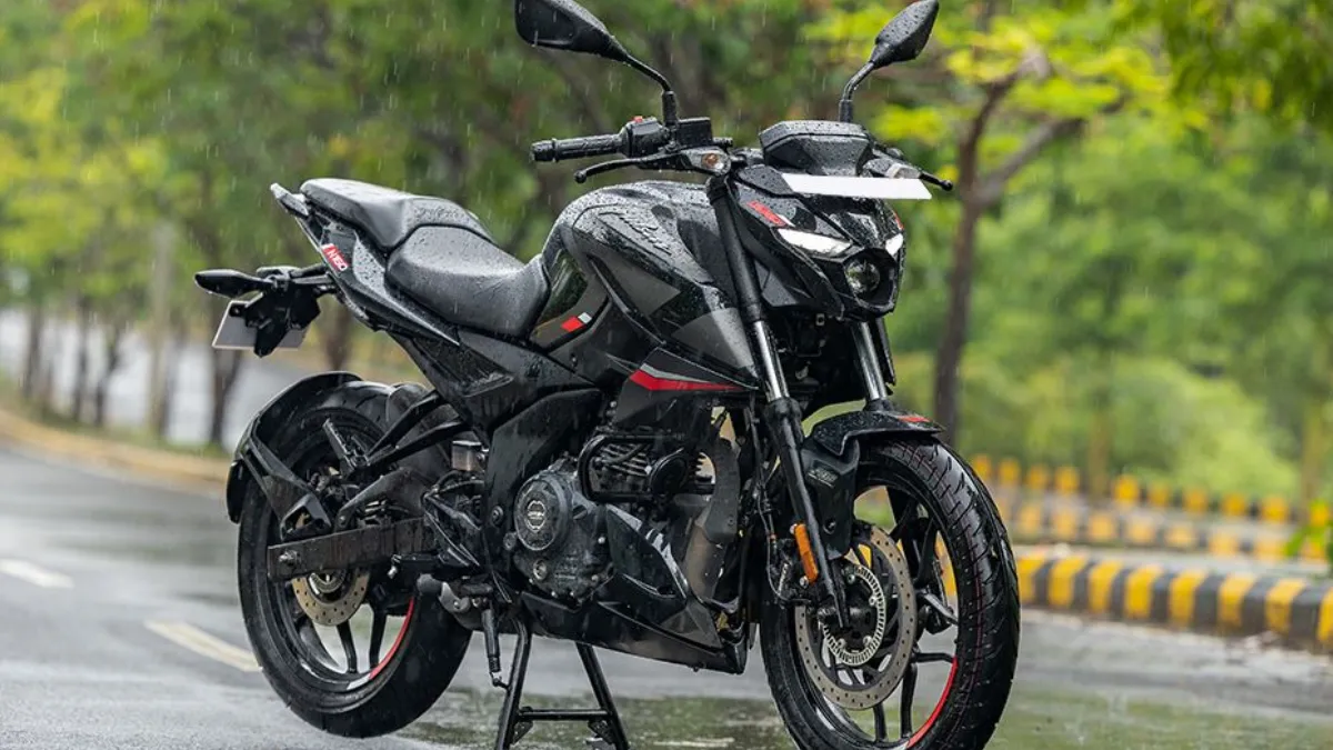 Bajaj Pulsar N160